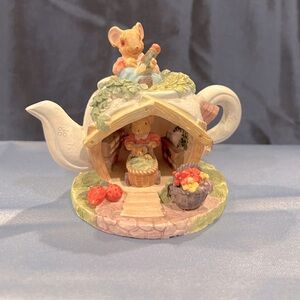 Miniature Teapot 🫖 Mouse House Figurine “Moussey Lodge Cottage” vintage 1990s